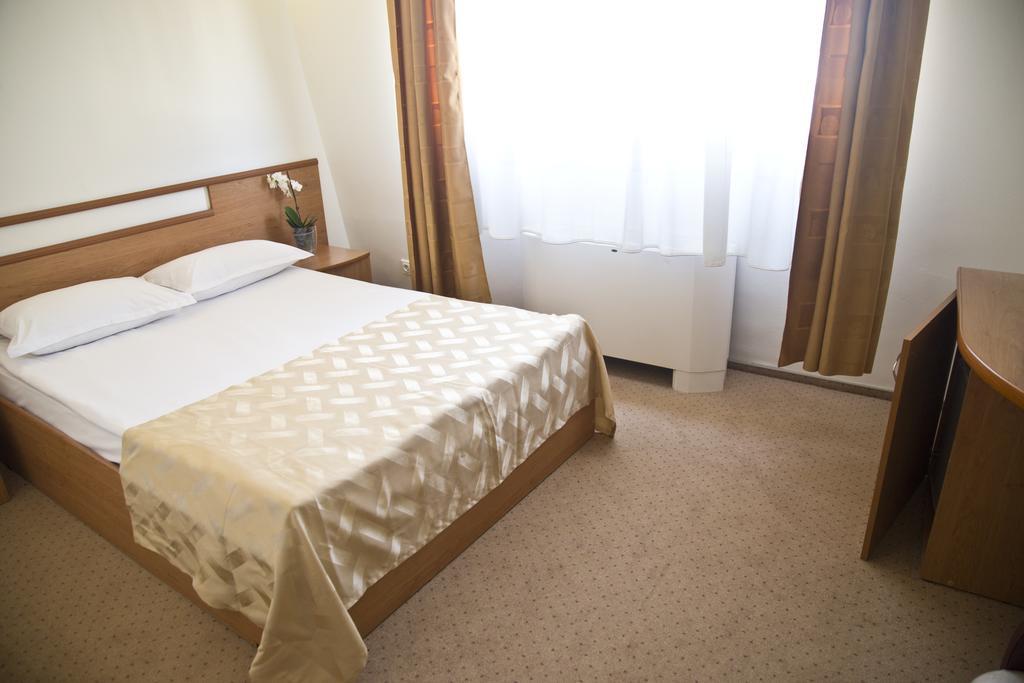 Euro Hotels Gara De Nord ブカレスト エクステリア 写真