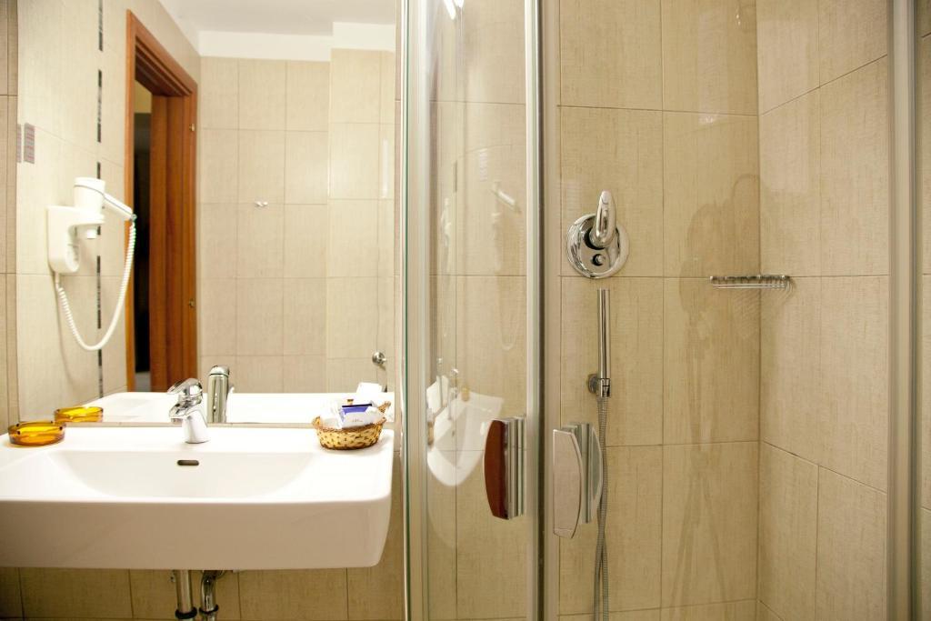 Euro Hotels Gara De Nord ブカレスト 部屋 写真